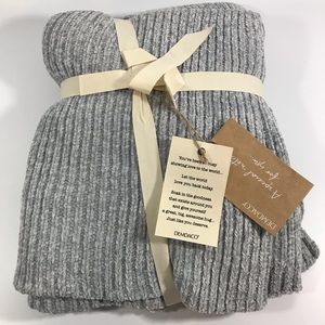 DEMDACO Chenille Throw - Gray 50”x60”